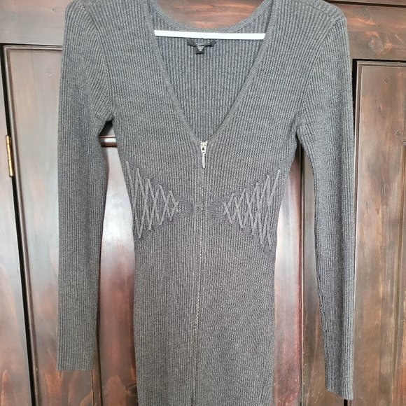 Guess dress - Picture 1 of 3